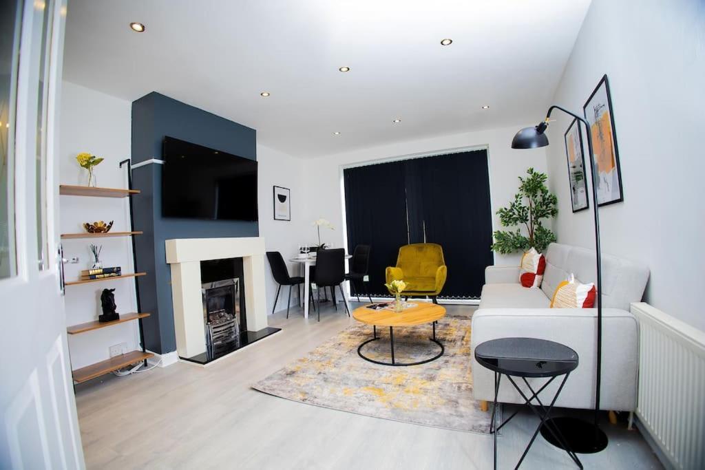 Isinmi Home - Close To Mcr City Манчестер Экстерьер фото